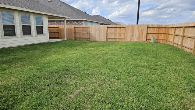 $2,400 | 7406 Bartoncliff Drive, Katy, TX 77493