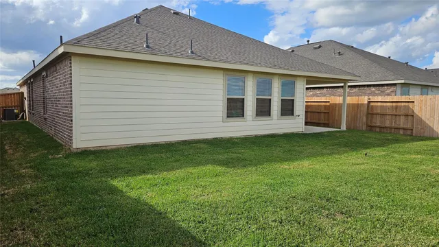 $2,400 | 7406 Bartoncliff Drive, Katy, TX 77493