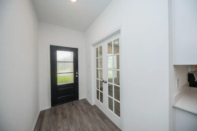 $2,400 | 7406 Bartoncliff Drive, Katy, TX 77493