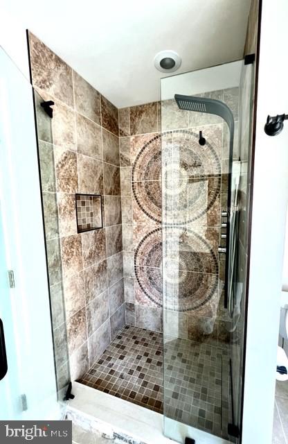 6 Johnson Mill Ridge Fredericksburg, VA 22406 - Photo 34 of 66 Primary Shower