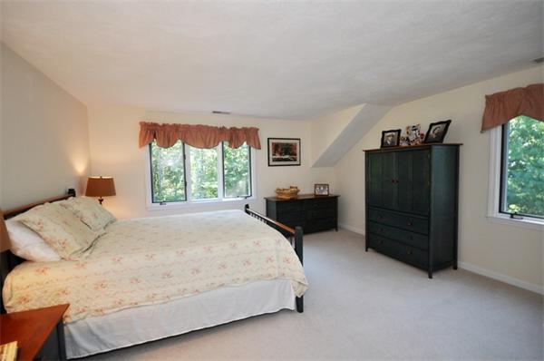 410 Border Road Concord, MA 01742 - Photo 17 of 22
