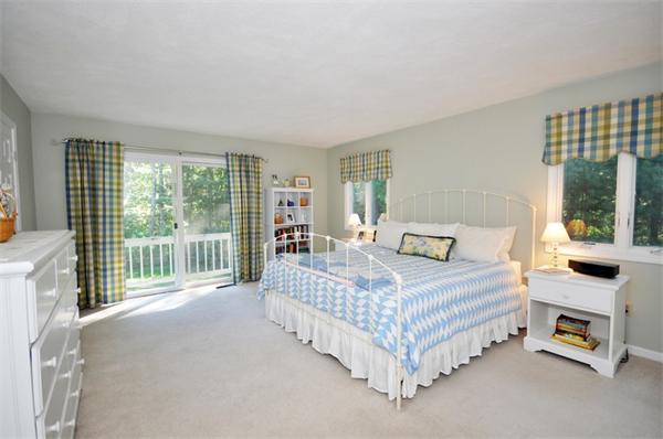 410 Border Road Concord, MA 01742 - Photo 10 of 22