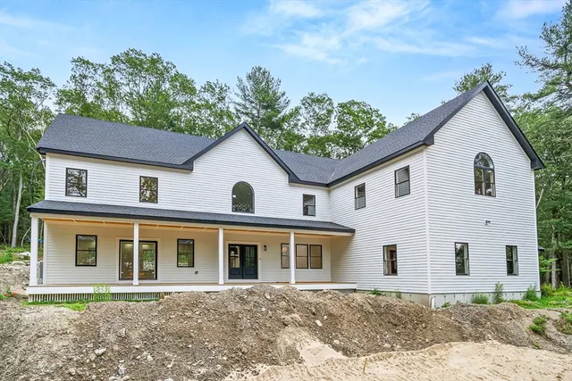 $2,200,000 | 12 Martin Street, Carlisle, MA 01741