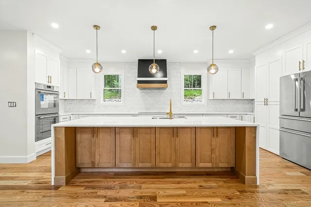 $2,200,000 | 12 Martin Street, Carlisle, MA 01741