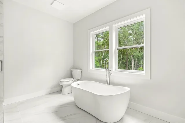 $2,200,000 | 12 Martin Street, Carlisle, MA 01741