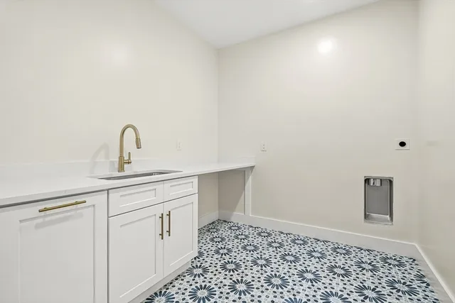 $2,200,000 | 12 Martin Street, Carlisle, MA 01741