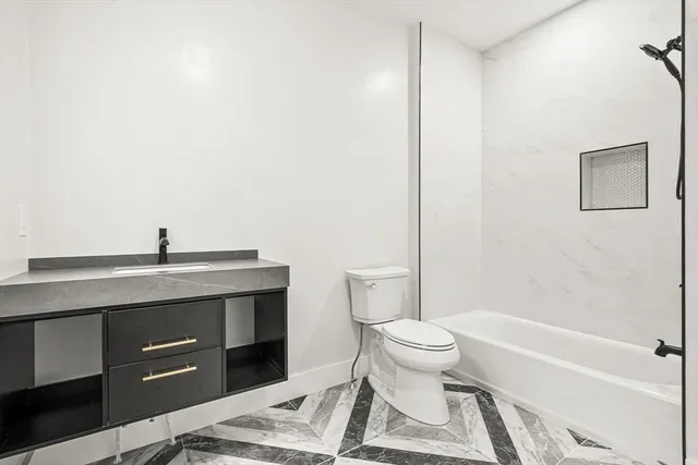 $2,200,000 | 12 Martin Street, Carlisle, MA 01741