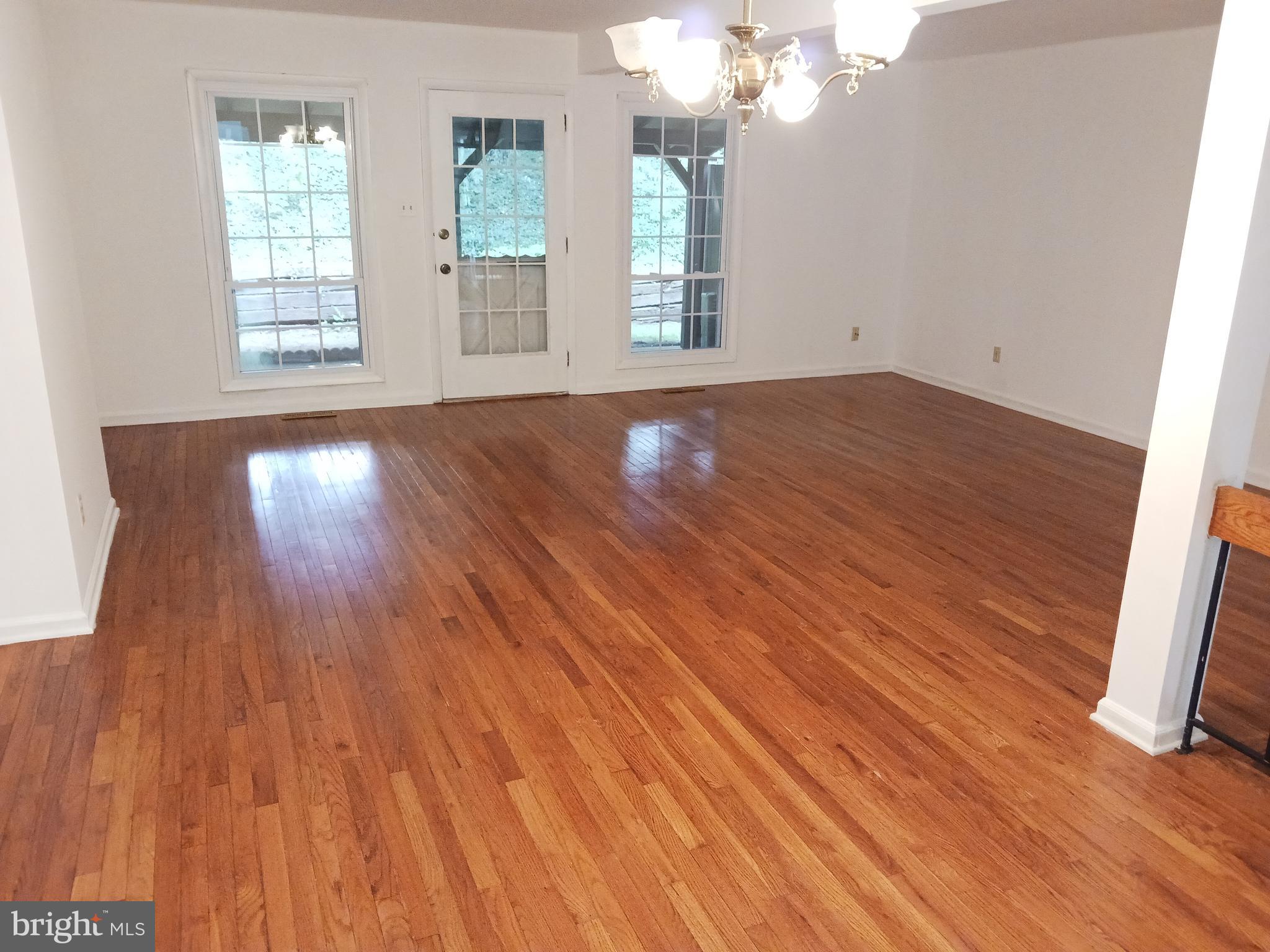 15 Club Lane Reading, PA 19607 - Photo 3 of 19 Gallery Image 3