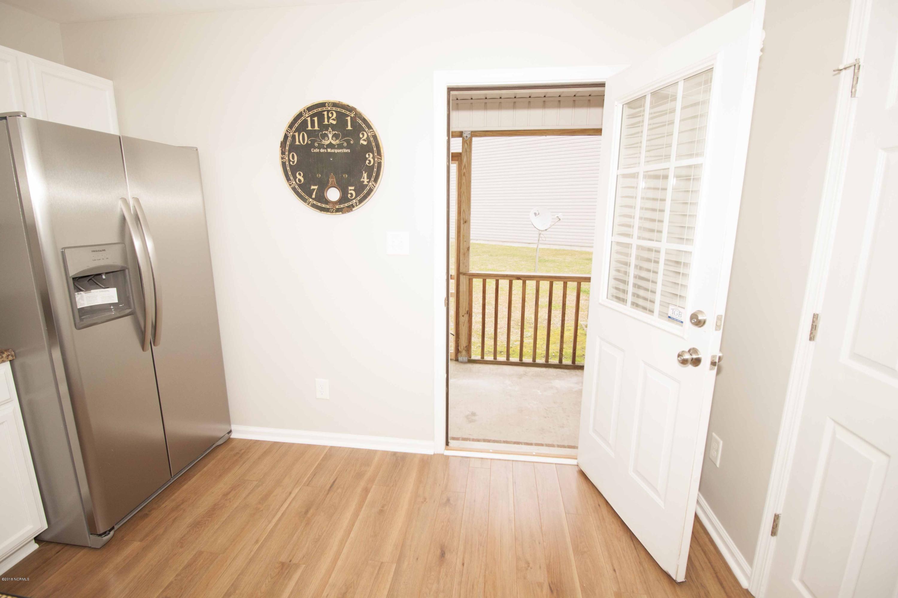 409 Caldwell Loop Jacksonville, NC 28546 - Photo 14 of 44 cl14