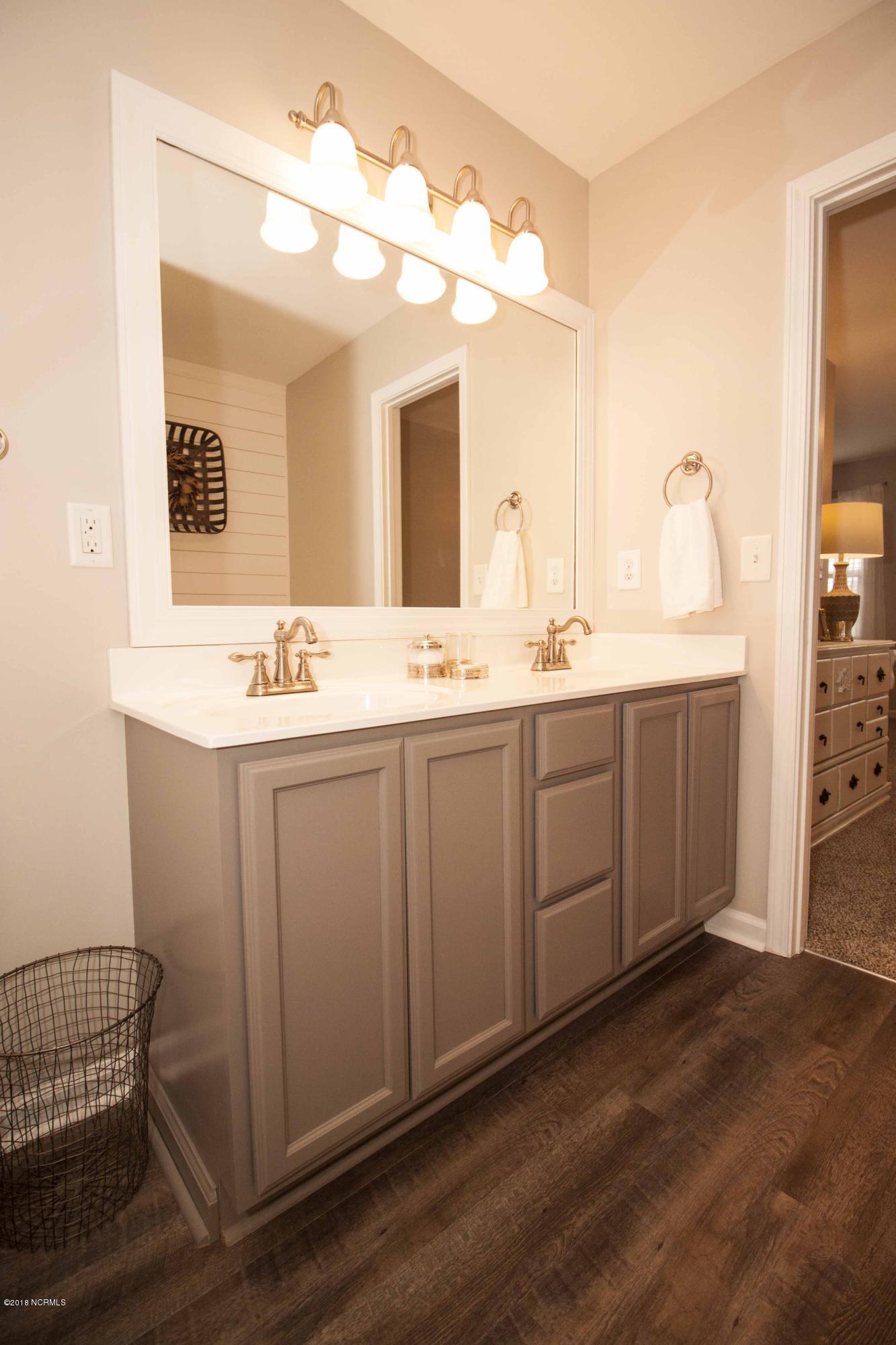 409 Caldwell Loop Jacksonville, NC 28546 - Photo 27 of 44 cl27