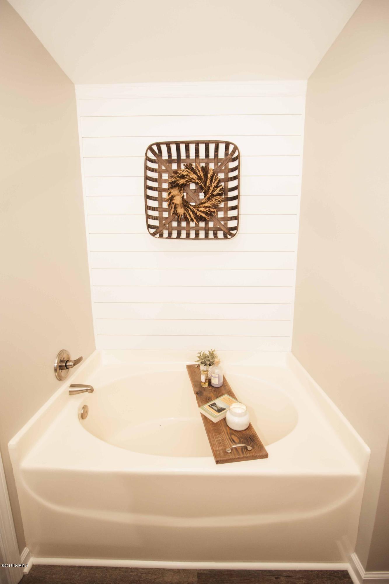 409 Caldwell Loop Jacksonville, NC 28546 - Photo 28 of 44 cl28