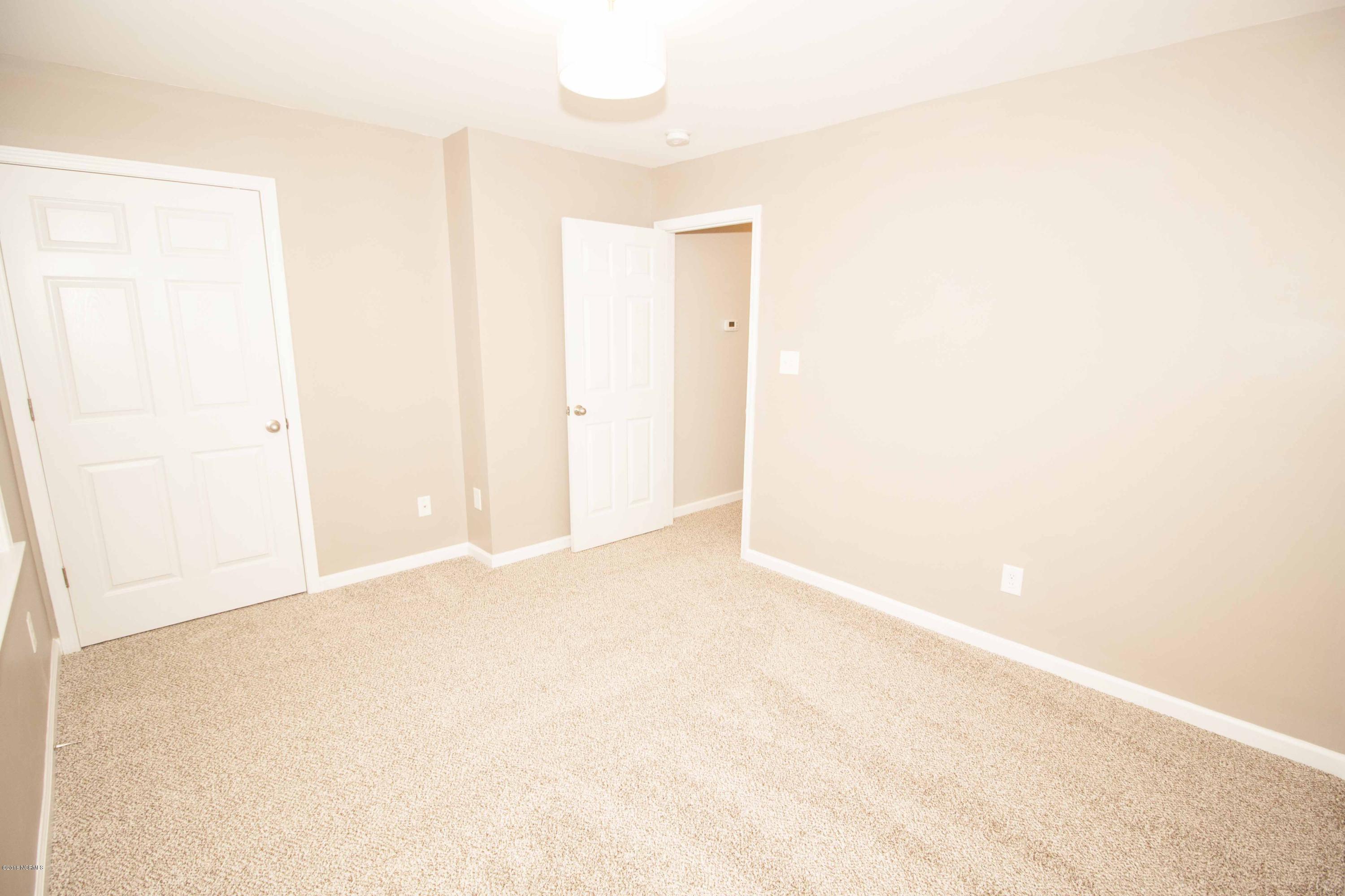 409 Caldwell Loop Jacksonville, NC 28546 - Photo 39 of 44 cl39