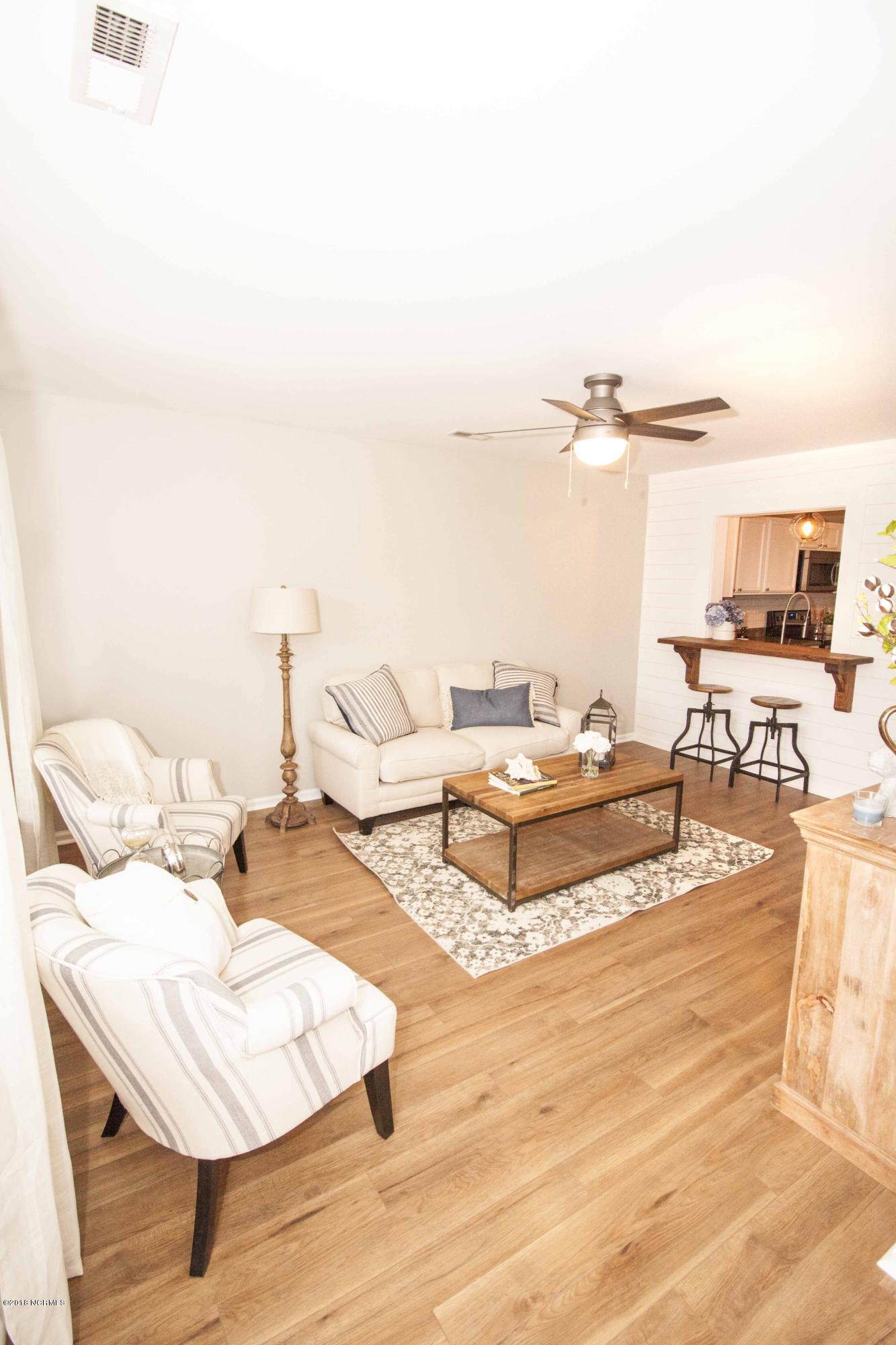 409 Caldwell Loop Jacksonville, NC 28546 - Photo 4 of 44 cl4