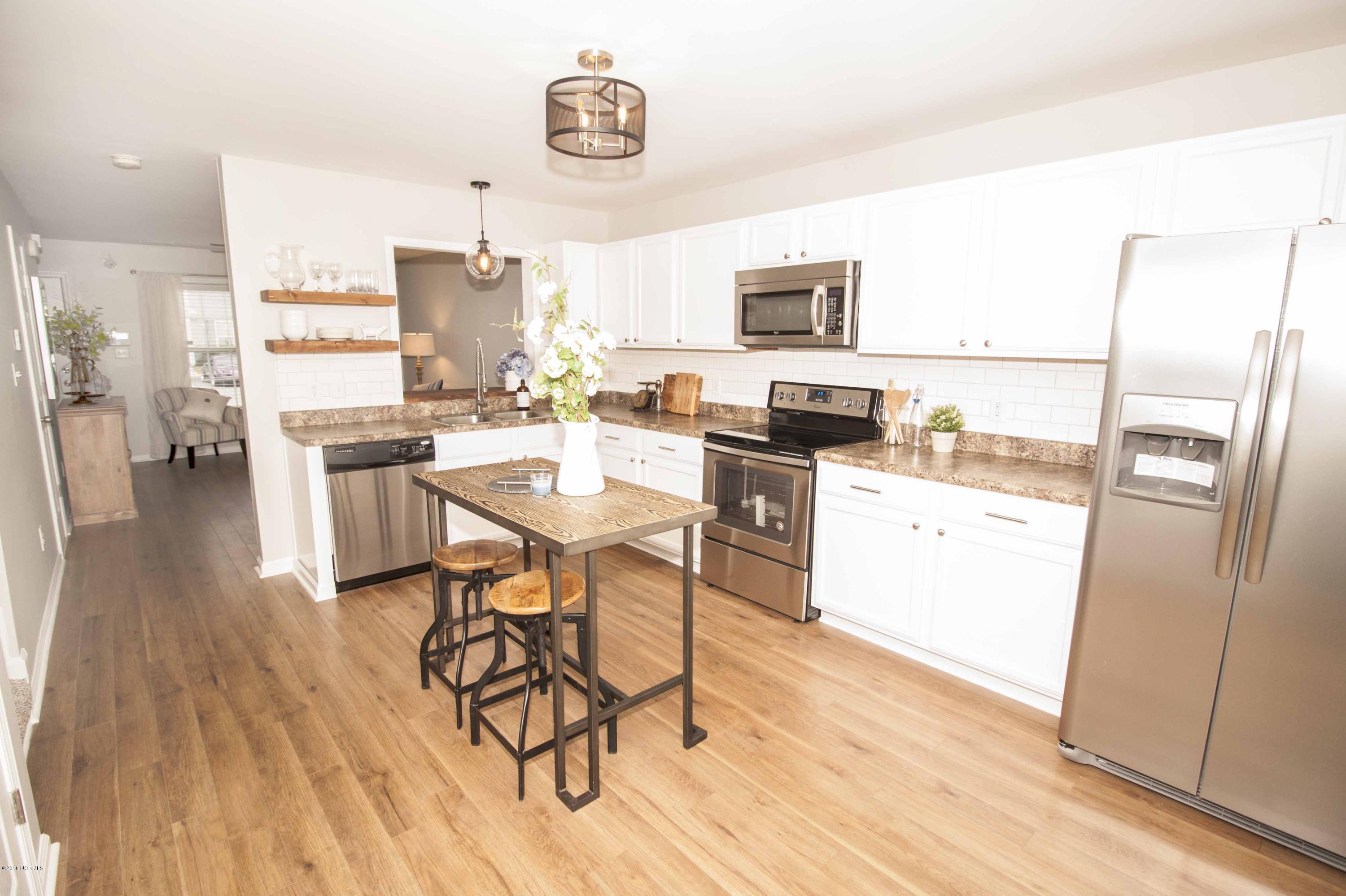 409 Caldwell Loop Jacksonville, NC 28546 - Photo 10 of 44 cl10