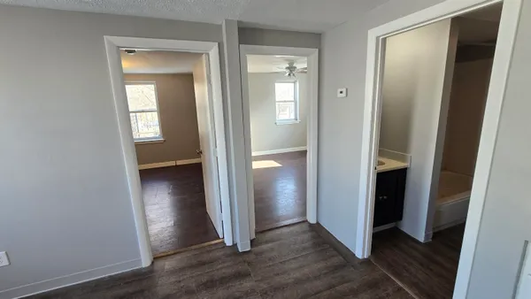 $1,800 | 26 Ledge Street, Unit B, Nashua, NH 03060