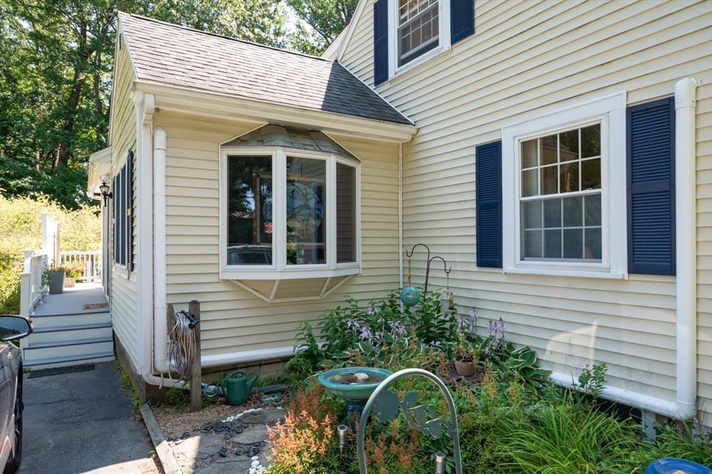 19 Middle Road Amesbury, MA 01913 - Photo 39 of 42 Gallery Image 39