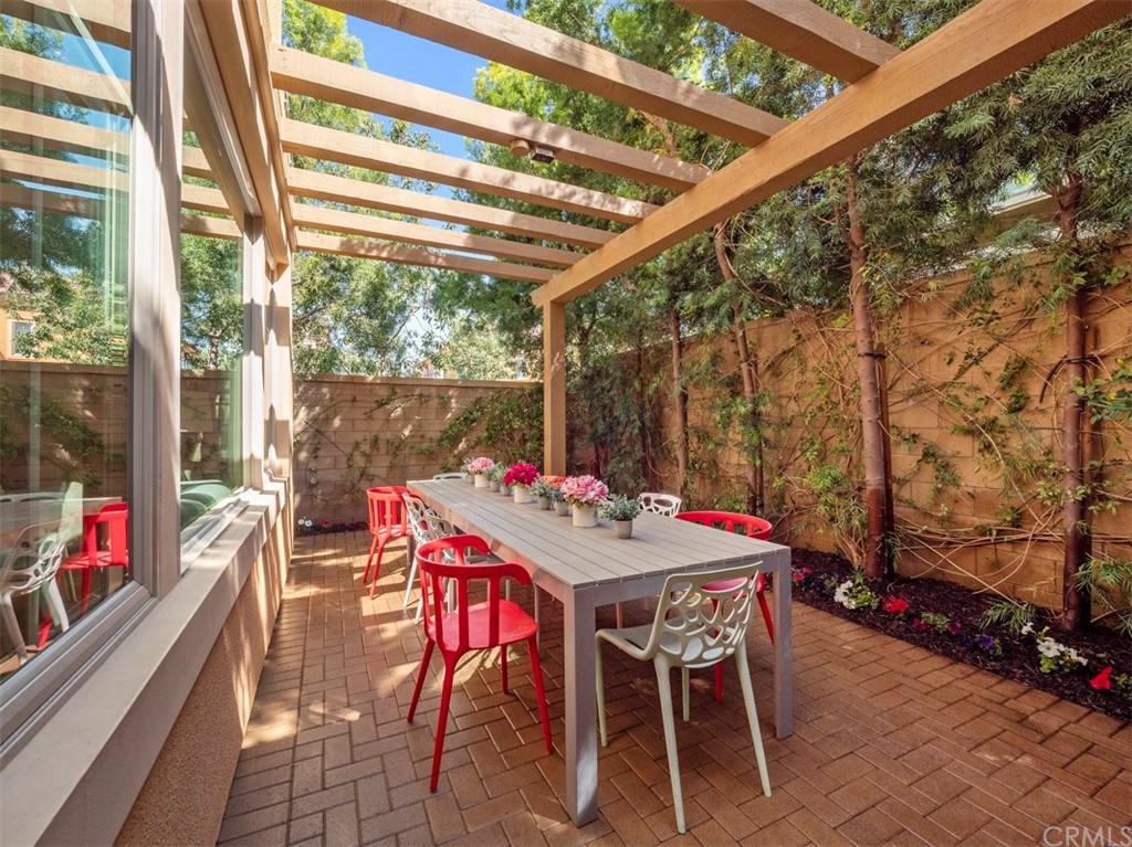 90 Bianco Irvine, CA 92618 - Photo 24 of 68