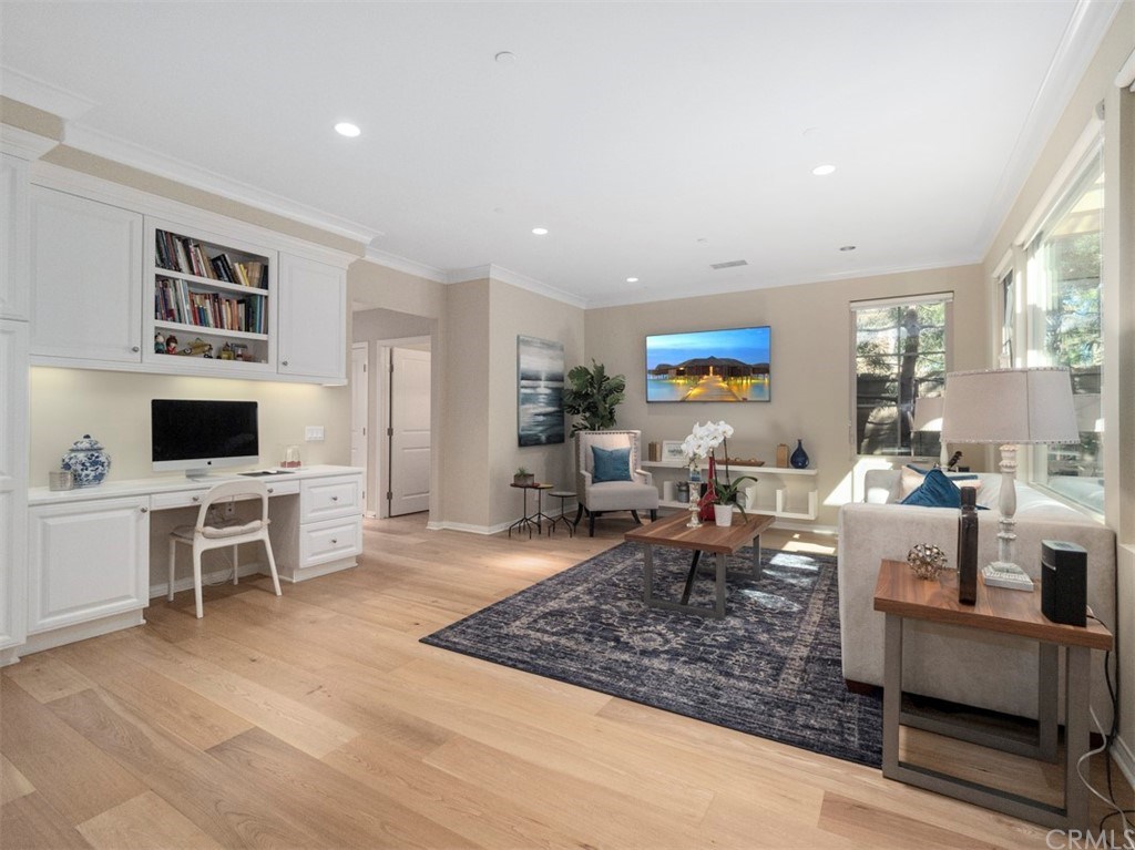 90 Bianco Irvine, CA 92618 - Photo 4 of 68