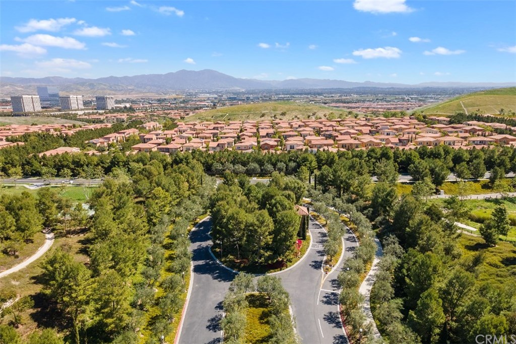 90 Bianco Irvine, CA 92618 - Photo 34 of 68