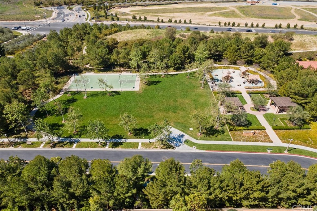 90 Bianco Irvine, CA 92618 - Photo 35 of 68