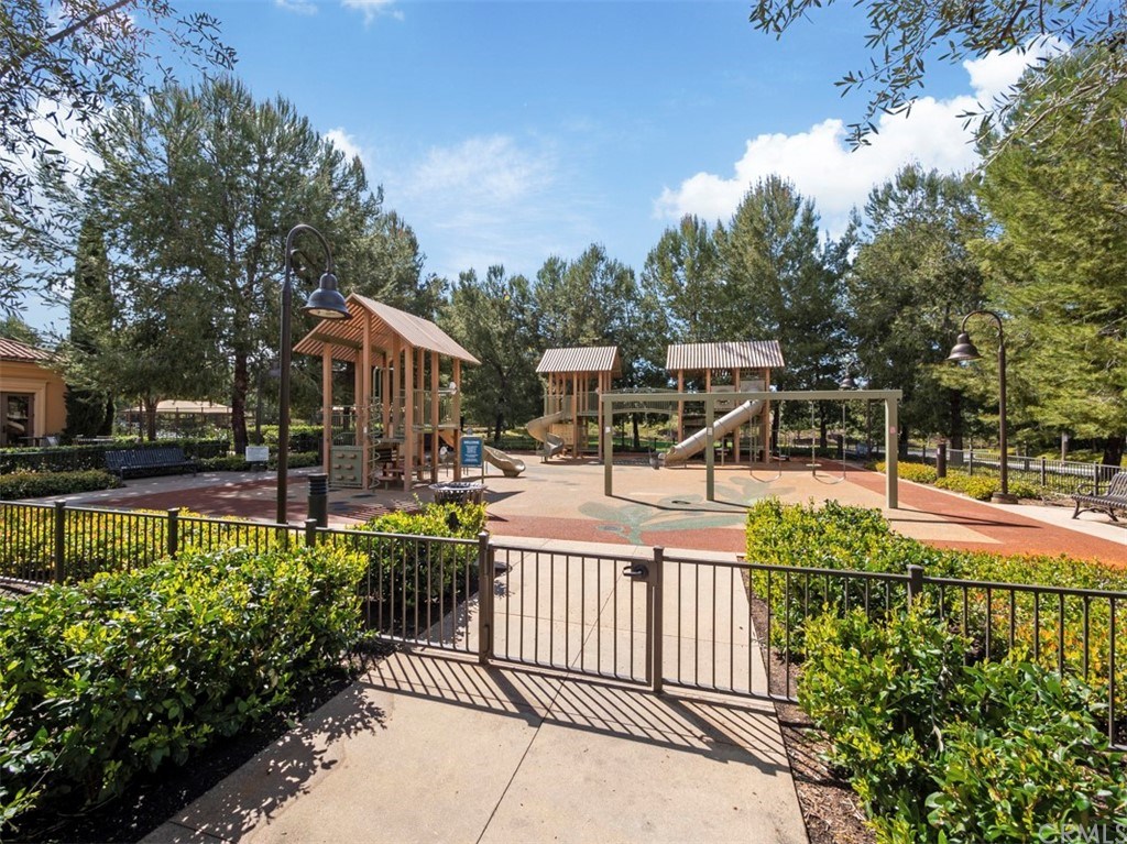 90 Bianco Irvine, CA 92618 - Photo 52 of 68