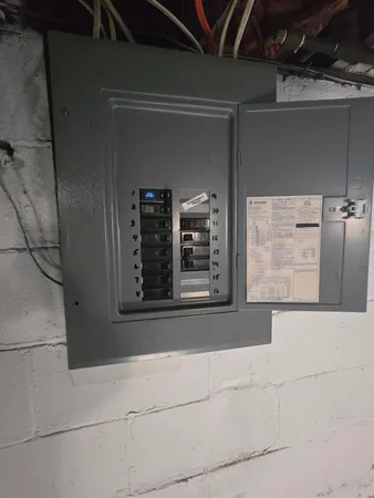 $157,900 | 323 South Maurice Avenue, Jackson, MI 49203