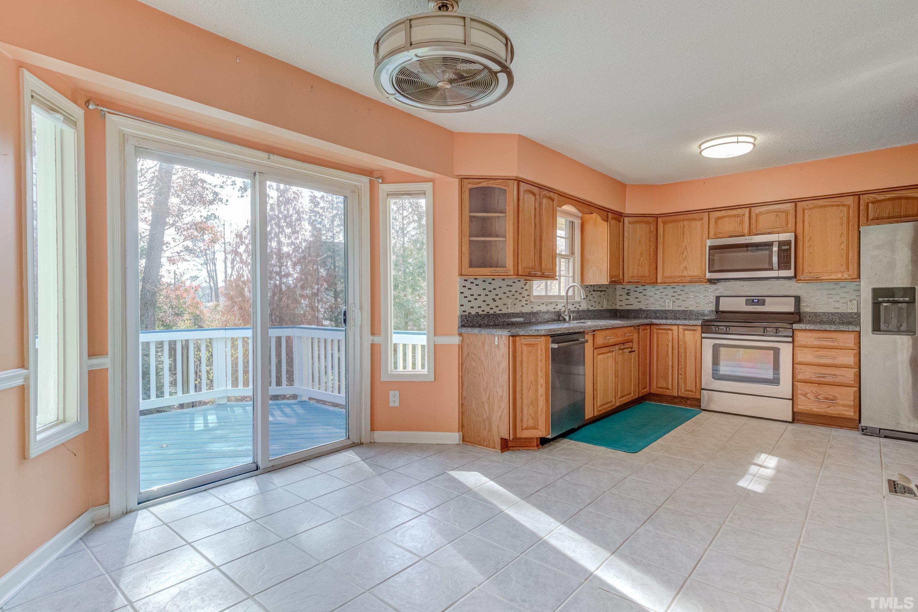 7008 Ray Road Raleigh, NC 27613 - Photo 7 of 36