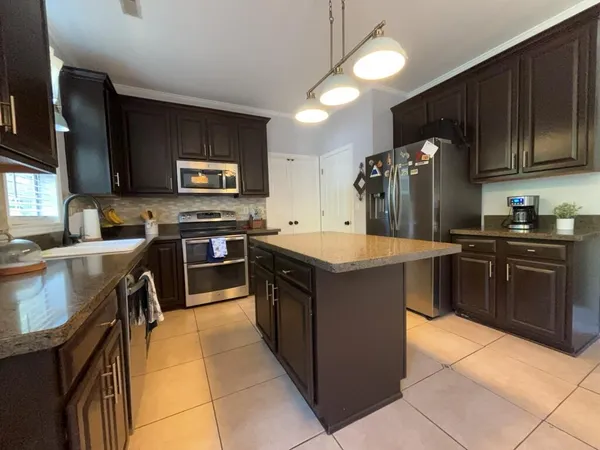 $3,099 | 1009 Ariel Court, Summerville, SC 29485