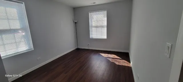 $1,800 | 7441 North Rogers Avenue, Unit 1B, Chicago, IL 60626