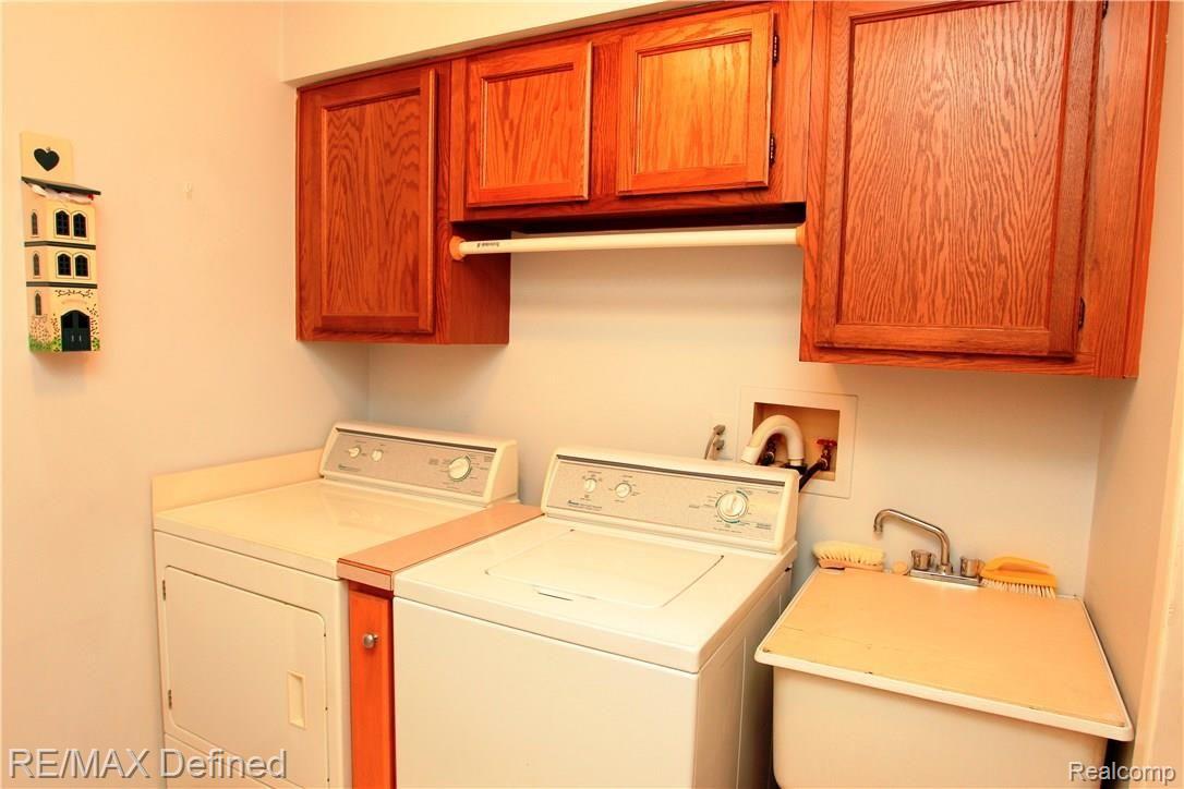 283 Poco Court Rochester, MI 48307 - Photo 43 of 56 08 laund b.jpg
