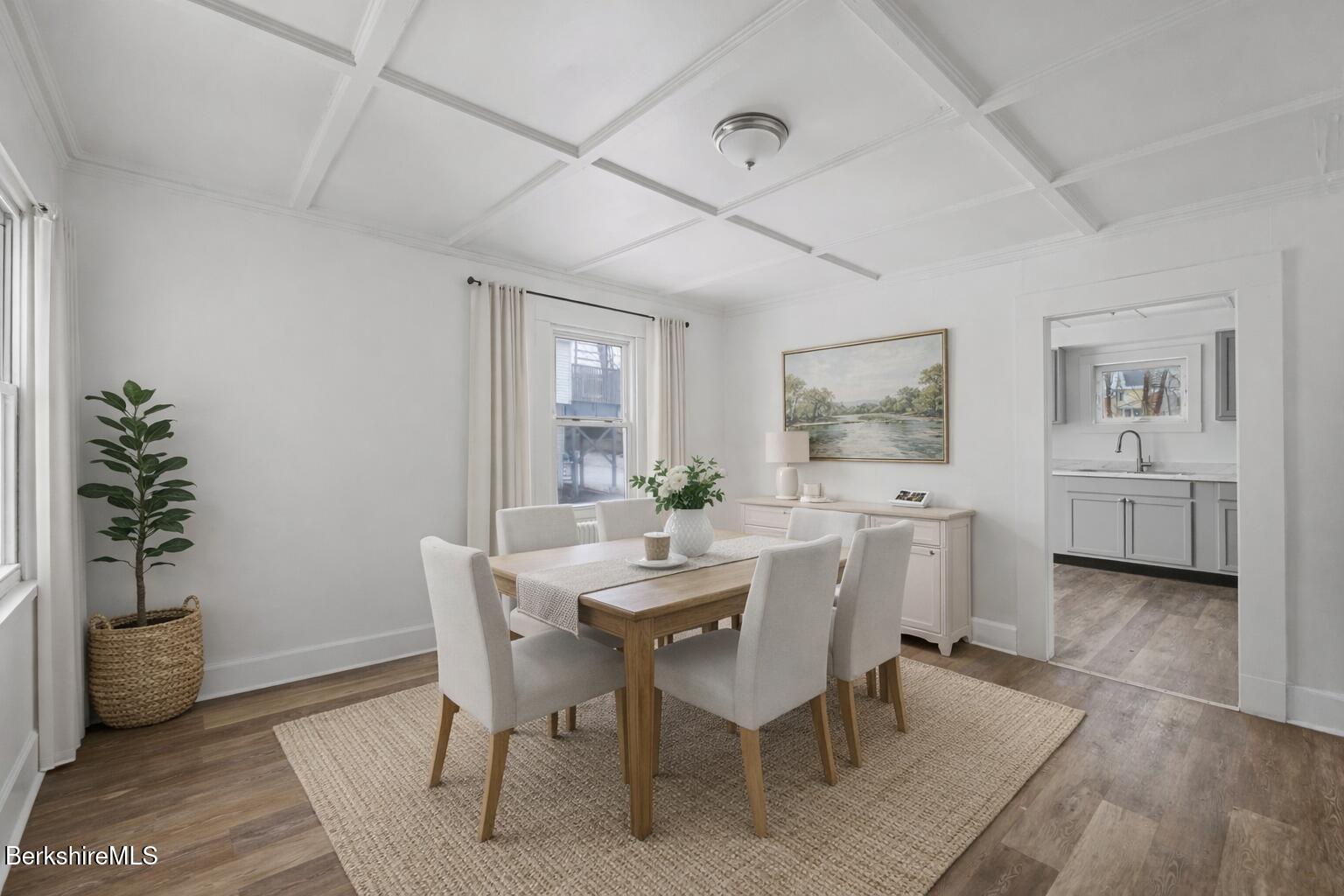 17 South Church Street Pittsfield, MA 01201 - Photo 8 of 27 Staged Dining room