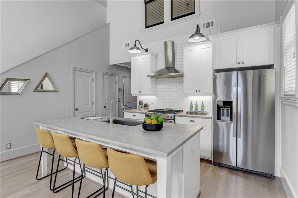 528 Bismark Road Northeast Atlanta, GA 30324 - Photo 10 of 48