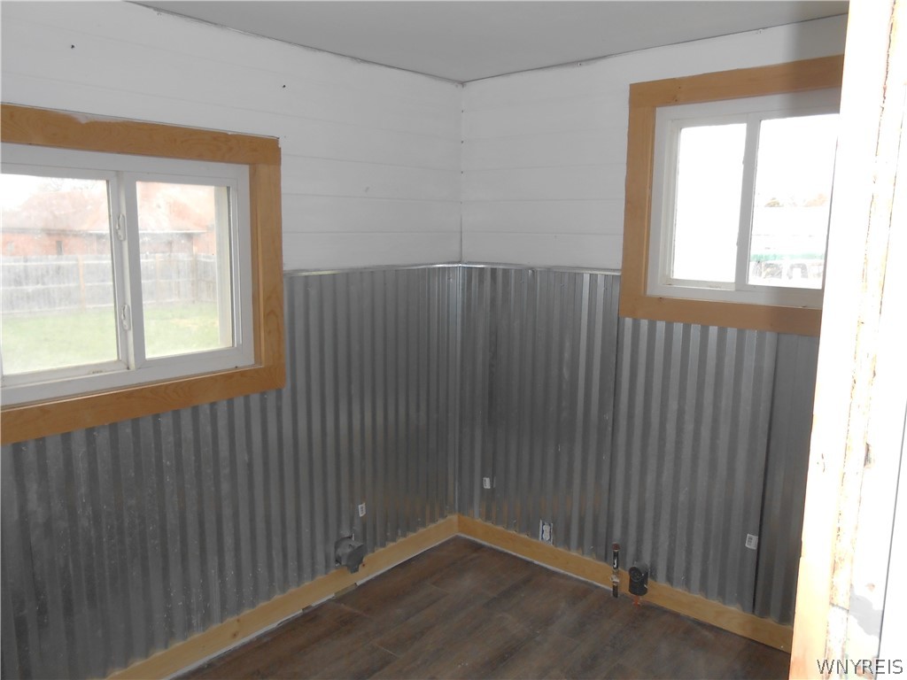 512 Eagle Street Ridgeway, NY 14103 - Photo 15 of 40 Mudroom (Original Laundry)