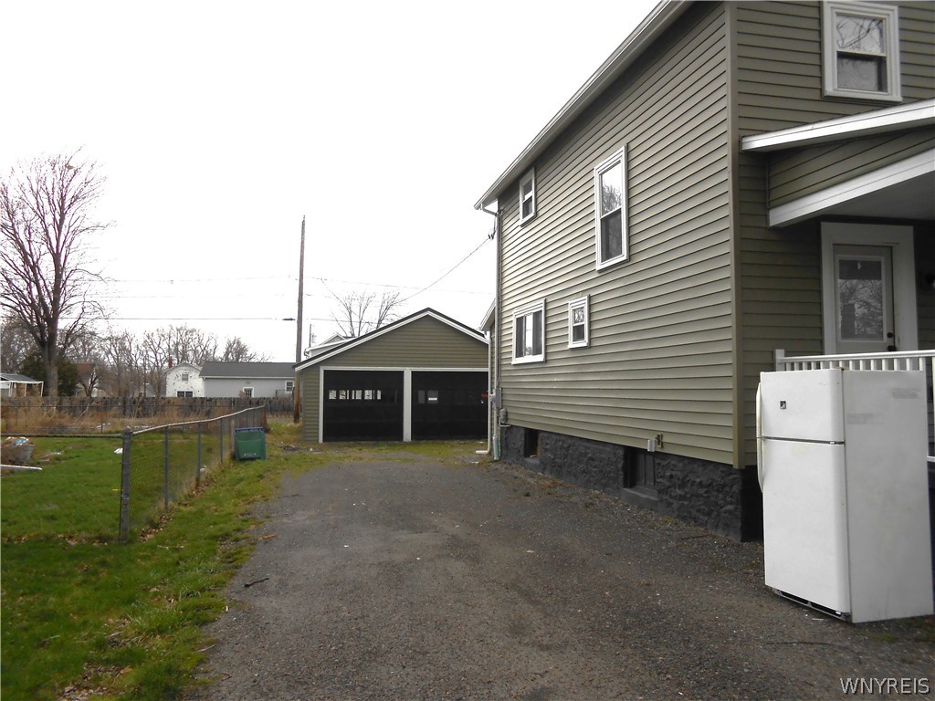 512 Eagle Street Ridgeway, NY 14103 - Photo 2 of 40 West side of House