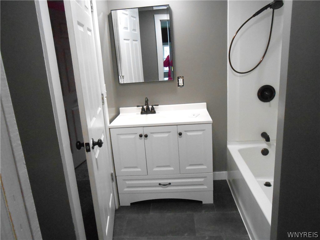 512 Eagle Street Ridgeway, NY 14103 - Photo 23 of 40 Full Bath