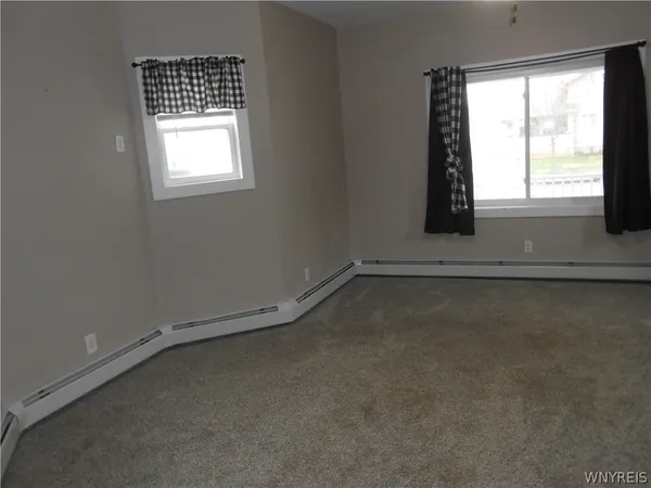 $160,000 | 512 Eagle Street, Ridgeway, NY 14103