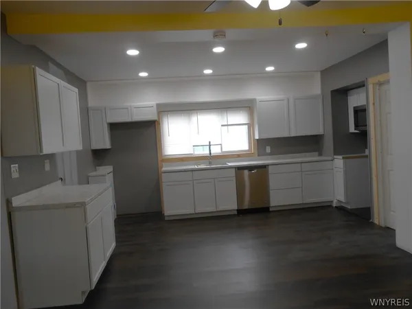 $160,000 | 512 Eagle Street, Ridgeway, NY 14103