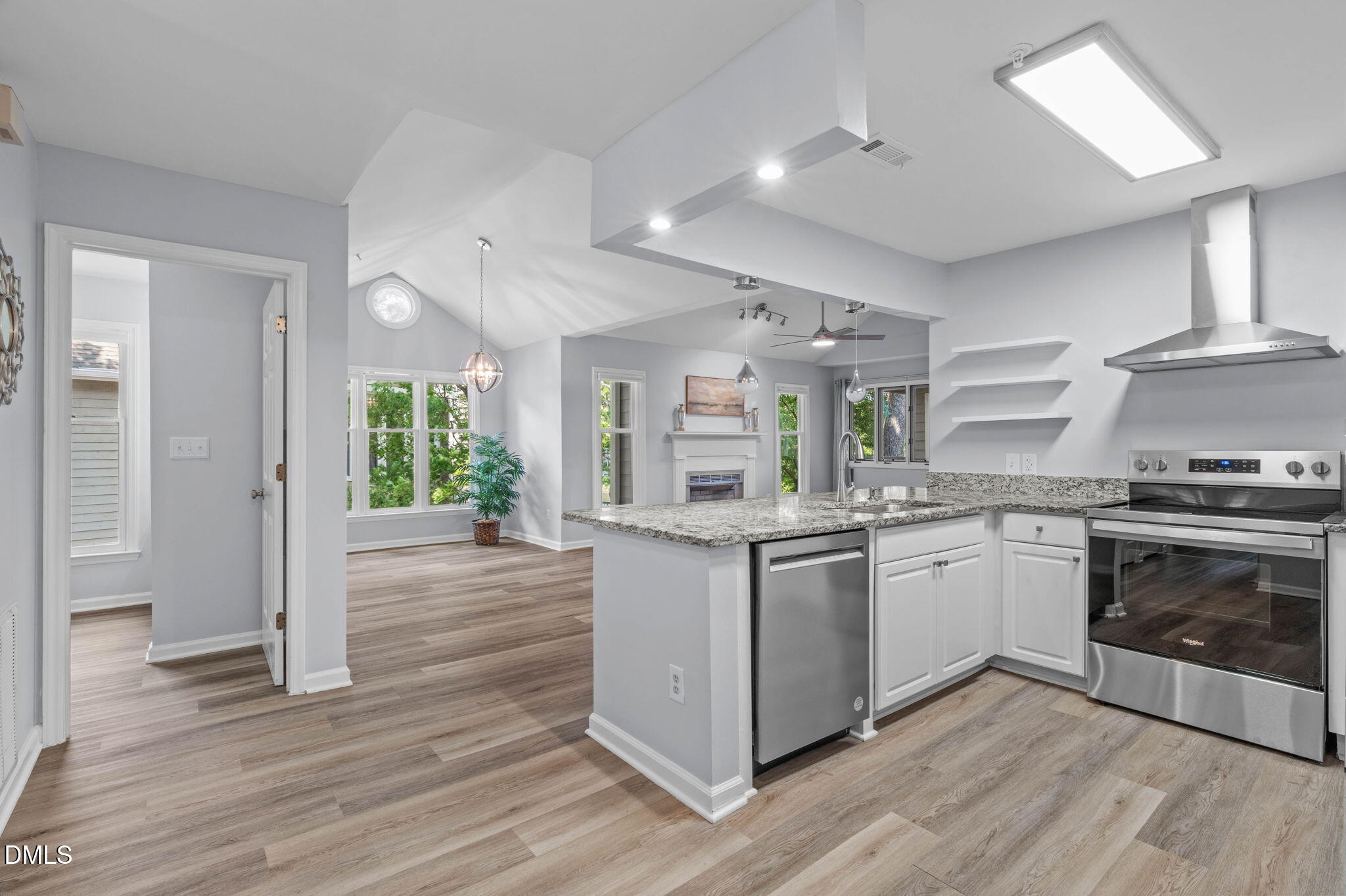735 Springfork Drive Cary, NC 27513 - Photo 8 of 40