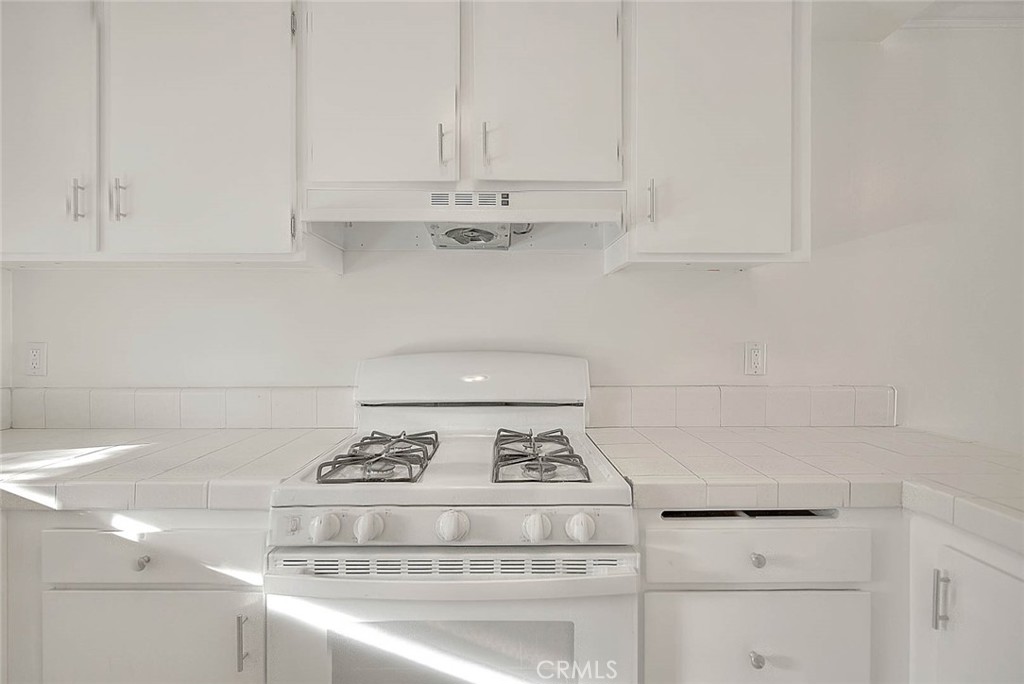 2014 Associated Road, Unit 12 Fullerton, CA 92831 - Photo 11 of 23