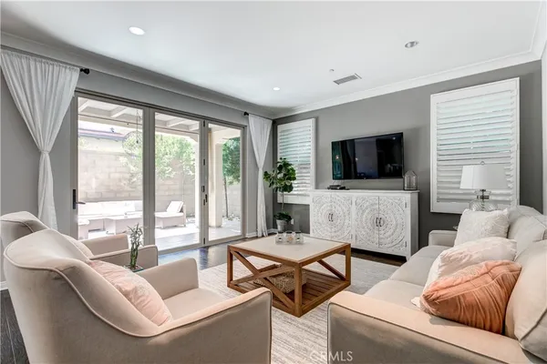 $6,000 | 72 Cherry Tree, Irvine, CA 92620