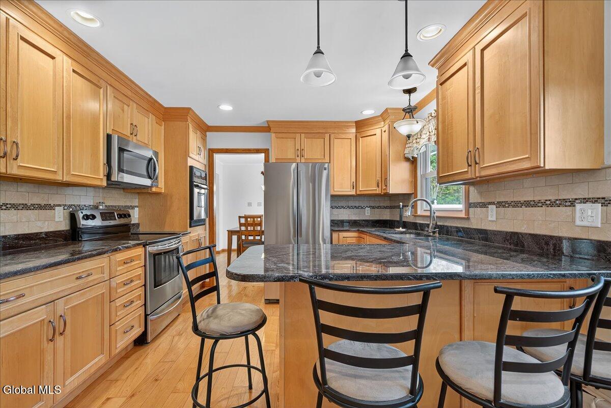 385 Locust Grove Road Greenfield, NY 12833 - Photo 23 of 43 25-385 LOCUST GROVE-11