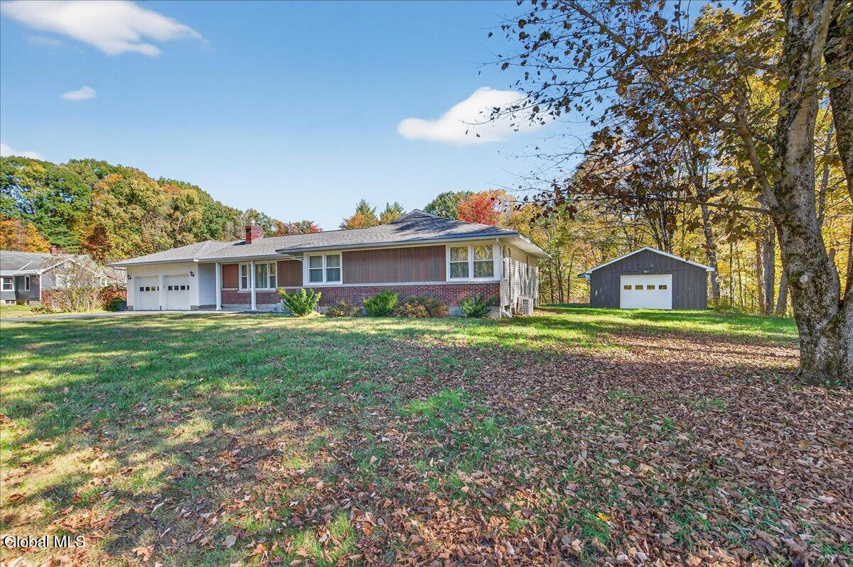 385 Locust Grove Road Greenfield, NY 12833 - Photo 4 of 43 10-385 LOCUST GROVE-27