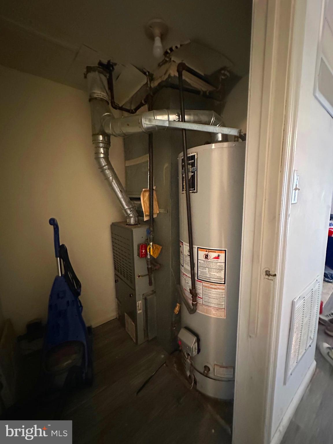 60 Hampton Gate Drive Sicklerville, NJ 08081 - Photo 12 of 18