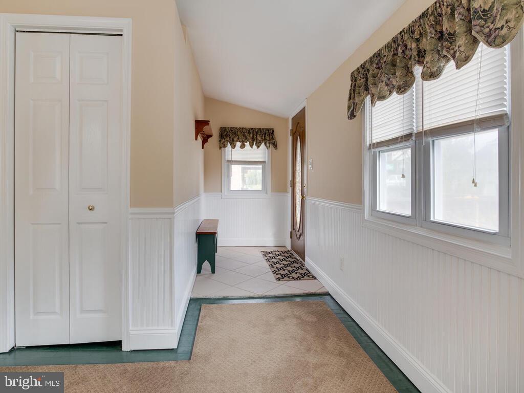 Entry way