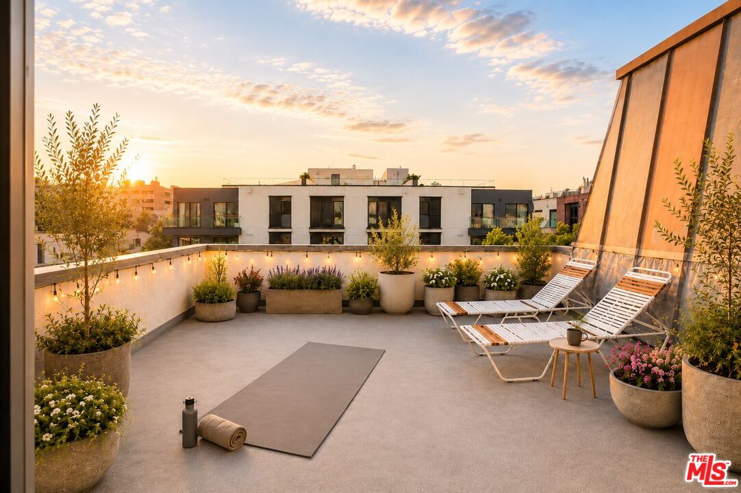 432 South Hamel Road, Unit 303 Los Angeles, CA 90048 - Photo 14 of 26