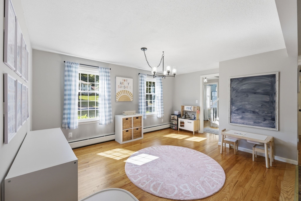 175 Pontoosic Road Westfield, MA 01085 - Photo 10 of 38