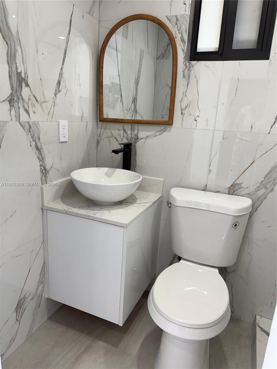 9824 Southwest 26th Terrace, Unit 2 Miami, FL 33165 - Photo 17 of 18