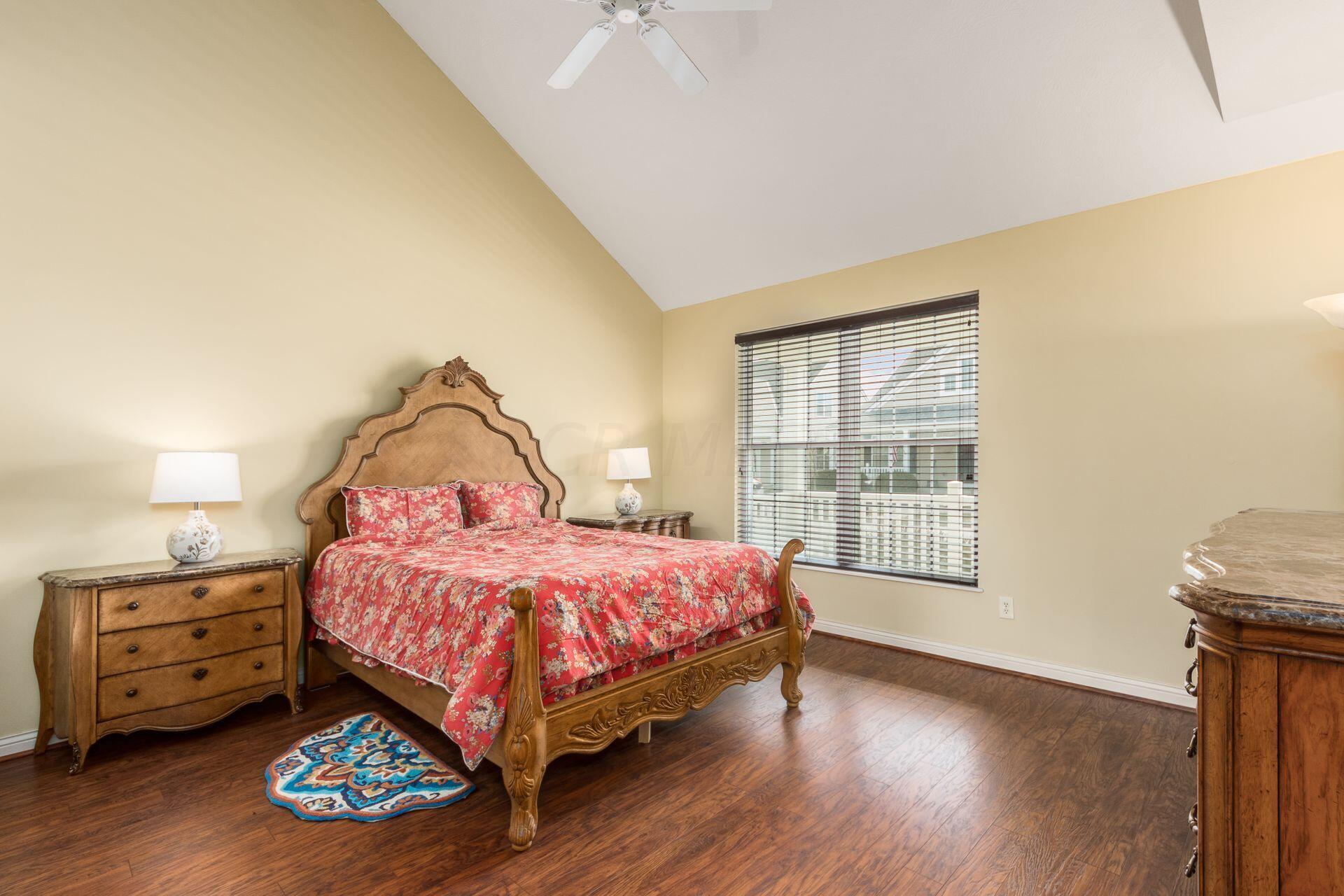 5892 McInnis Road Dublin, OH 43016 - Photo 17 of 33 Vaulted Ceiling