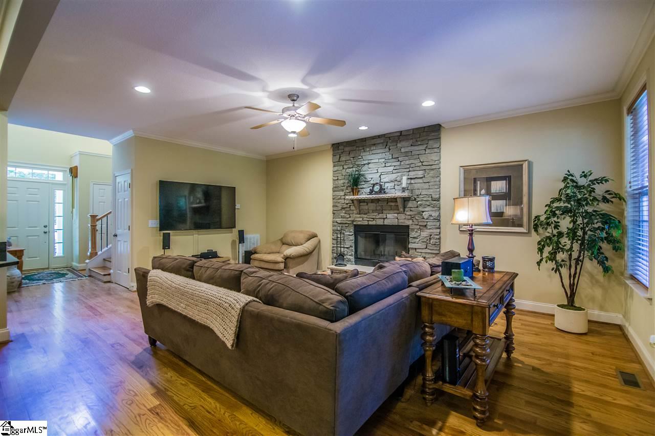 622 Phillips Road Greer, SC 29650 - Photo 5 of 36 Gallery Image 5