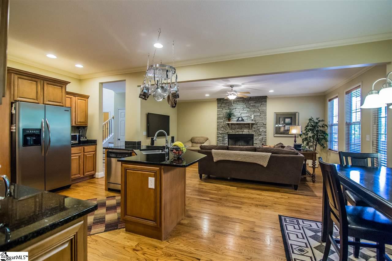 622 Phillips Road Greer, SC 29650 - Photo 8 of 36 Gallery Image 8